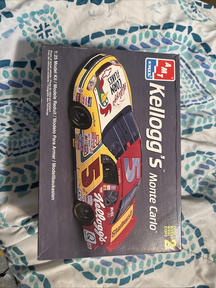 AMT ERTL Kellogg’s Monte Carlo #5 Terry Labonte Corn Flakes 1:25 Model Kit