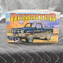 MPC Deserter 1984 GMC Pickup Hot Rod Model Kit 1:25 Plastic 4×4 MPC848M12