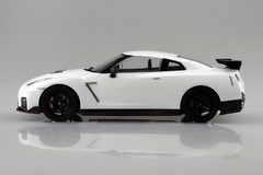 Aoshima Snap 05-BW R35 Nissan GT-R Nismo 2017 Brilliant White Pearl 1/24 – US