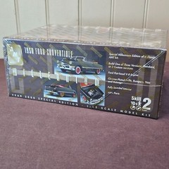 AMT/ERTL 1950 Ford Convertible Millennium Edition 1:25 Scale Model Kit NEW SEAL