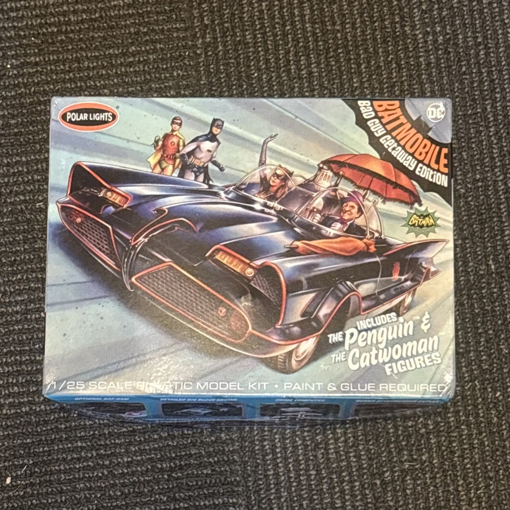 POLAR LIGHTS 998/12 BATMOBILE BAD GUY GETAWAY EDITION MODEL KIT, used,1/25 SCALE