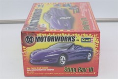 Factory Sealed Revell Motorworks Sting Ray III 1:25 Scale Model Kit #85-1253 NEW