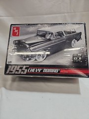 Round 2 AMT 1955 Chevy Nomad 1/25 Model Kit AMT-637 SEALED Box
