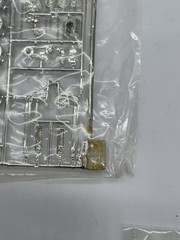 AMT 1967 PONTIAC GTO CAR MODEL KIT 1:21 31764 Projects Crafts Preowned Good