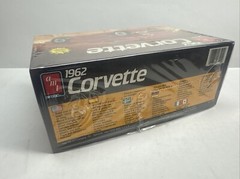 1/25 AMT 1962 Chevrolet Corvette Model Kit #6521 SEALED