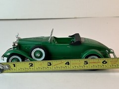1:32 Scale Pyro 1930 Packard Boat Tail Roadster
