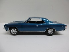 BUILT~1967 SS 396 CHEVELLE SS Blue Model Kit in 1:25 Scale