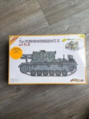 Dragon 1/35 Sturminfanteriegeschütz 33 auf Pz III Sealed New W/ Bonus German 6th