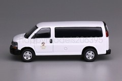 596 1:64 White GMC Express 3500 Police Van Model Diecast Display Car Collection