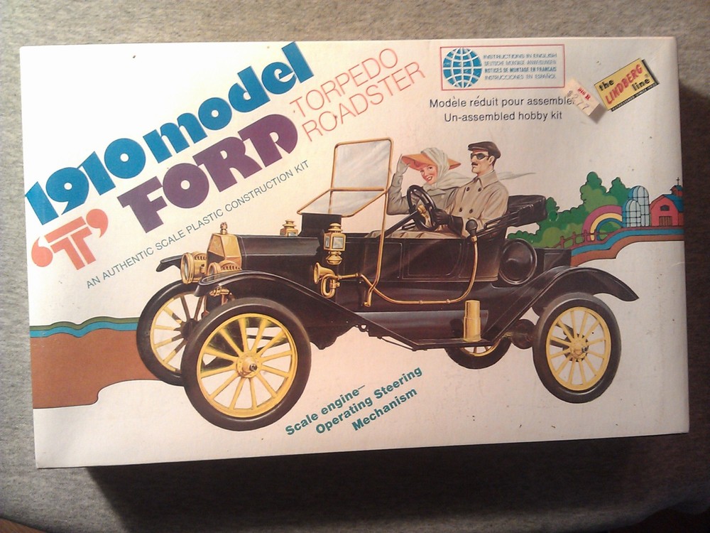 Vintage Lindberg 1910 Ford Torpedo Roadster Kit. Sealed. 1973.
