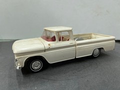 C13 1962 Chevy Pickup Truck annual vintage built model 1/25 McM.