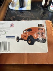 REVELL “ORANGE CRATE” ’32 FORD SEDAN MODEL KIT 1/25 FACTORY SEALED