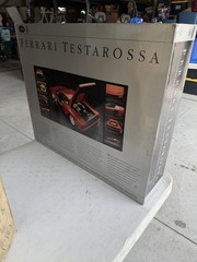 VINTAGE NEW OLD STOCK FERRARI TESTAROSSA MODEL KIT 1/8 SCALE TESTORS WITH BOX
