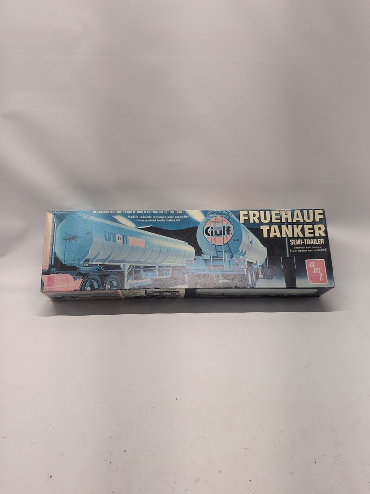 Vintage AMT FRUEHAUF TANKER SEMI-TRAILER T531 1:25 Scale Model Kit Open Box