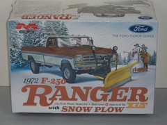 Moebius 1/25 Scale 1972 Ford Ranger XLT With Snow Pickup Truck – Factory Sealed
