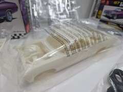 AMT 981 – 1:25 – 1967 CHEVROLET IMPALA SS STOCK *FACTORY SEALED BAGS*