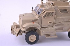 Trumpeter US MaxxPro MRAP 00815 1/16 Digital Remote Control Version Model Car