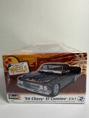 M31E sealed 2009 Revell ’66 Chevy El Camino – California Wheel 1:25 85-2045