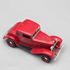 1932 Ford Coupe 1:25 Built Model Car Kit Diorama Junkyard Parts Collector