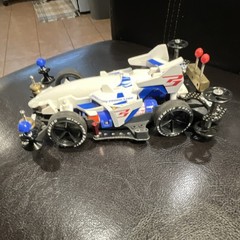 Tamiya Mini 4WD Ready-to-Go Pre-Built Model Car White/Blue/Black/Red