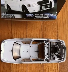 TESTORS 640015 2007 FORD CROWN VICTORIA POLICE INTERCEPTOR (opened,looks comp)