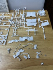 Vtg Revell 1957 Chevy Street Classics 1/25 H-1277 1971 Model Kit Pre- Owned