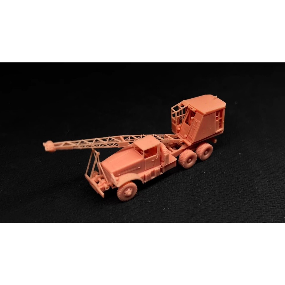 1/72 US WWII Brockway C666 Quick-Way Crane Wrecker Truck Unpainted Kit