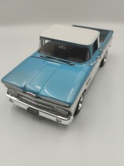 Custom Built 1/25th ’60 Chevy Apache With A 390 Cadillac V8 Engine