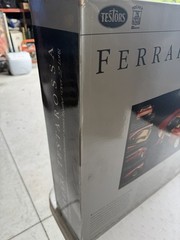VINTAGE NEW OLD STOCK FERRARI TESTAROSSA MODEL KIT 1/8 SCALE TESTORS WITH BOX