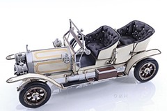 1909 Rolls Royce Ghost Edition Model