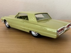 Vintage 1964 FORD THUNDERBIRD PROMO Dealer CAR ~ Floratine Green T bird