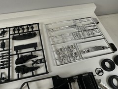 Monogram 1978 EL Camino 1:24 and Lindberg 1966 Chevelle SS 1:25 BUNDLE