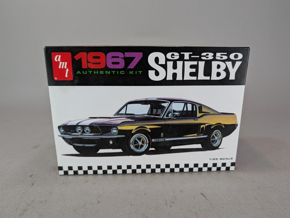 1967 Shelby GT-350 AMT Model Car Kit – 1/25 Scale