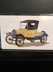 AMT 1167/12 1925 FORD MODEL T CHOPPED T MODEL KIT-NIB-1/25 SCALE