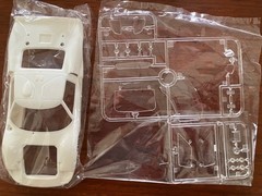 Revell (Fujimi) 1/24 Ford GT40 Dan Gurney car #2 Priced to Sell!