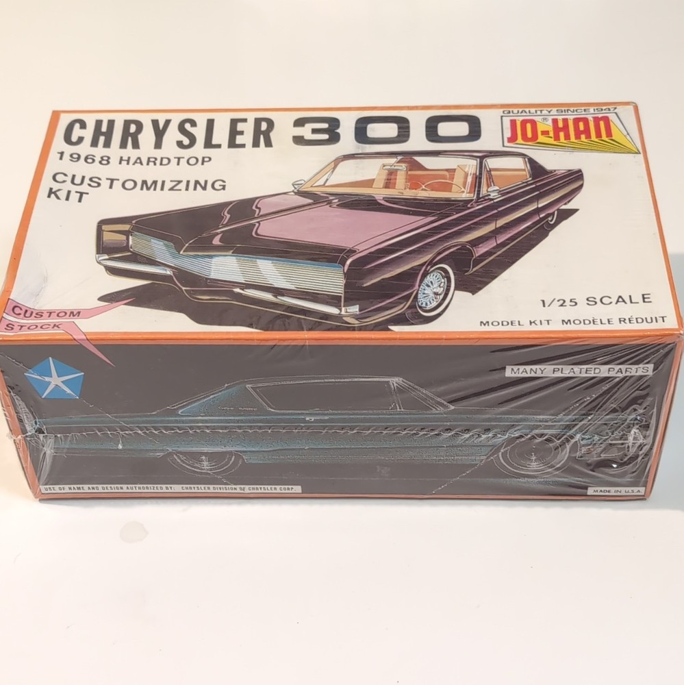 Jo-Han 1968 Chrysler 300 Hardtop 1:25 Customising Model Car Kit