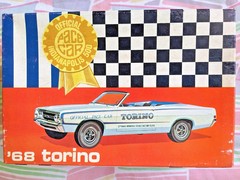 AMT 1/25 1968 FORD TORINO CONVERTIBLE PACE CAR