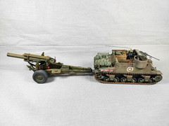Built 1/35 M7 variant US Army Prime Mover with M1a1 155mm towed howitzer