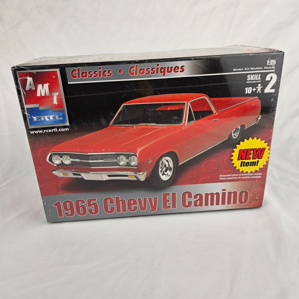 AMT ERTL 1965 Chevy El Camino 1/25 Scale Plastic Model Kit