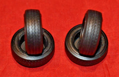 AMT 60’s Style Firestone Wide Tires 1/25