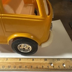 Vintage 1972 Hawk Model Co. Made In USA ~ Yellow Van Chrome Slots Testors