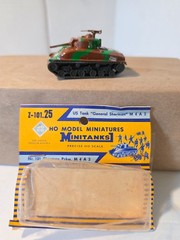 ROCO HO Minitanks Z-101.25 US Tank “General Sherman” M4A3 Customized Austria (A)