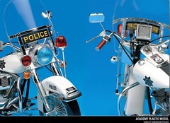 Academy#15500 Harley Davidson Police Motorcycle Bike Plastic Model Kit 1/10