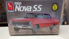 AMT 6749 1966 Nova SS 1/25 model kit