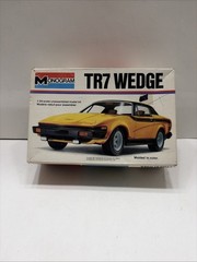 Triumph TR7 Wedge in 1/24 scale by Monogram from 1977 New Open Box