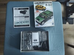 Revell Hummer H2 Special Edition 2’n1 SEALED INSIDE