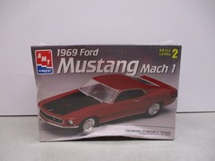 AMT 1969 Ford Mustang Mach 1 1/25