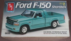 1992 Ford F-150 Shortbox Pickup Vintage AMT Model Truck Kit 1:25 Sealed Perfect!