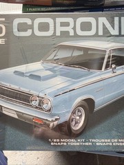 AMT 1965 Dodge Coronet Snap together 1:25 scale model car kit new 1176