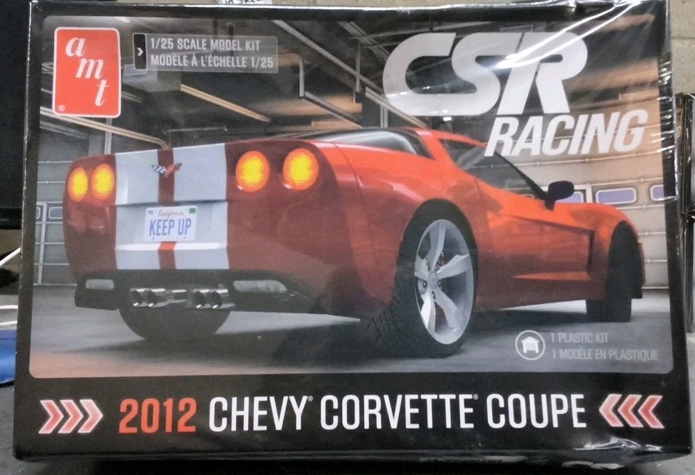 New AMT 1:25 Scale 2012 Chevy Corvette Coupe CSR Racing Model Kit AMT1551 Damage
